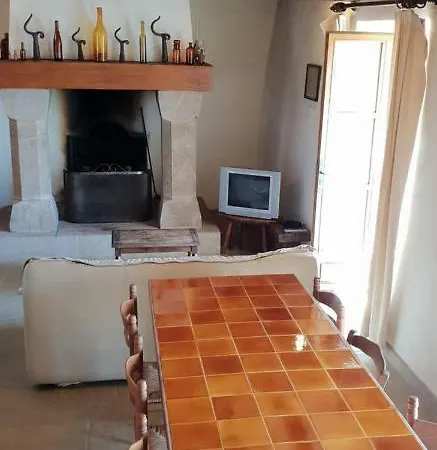 La Petite Maison Des Artistes