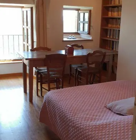 Сasa de vacaciones La Petite Maison Des Artistes