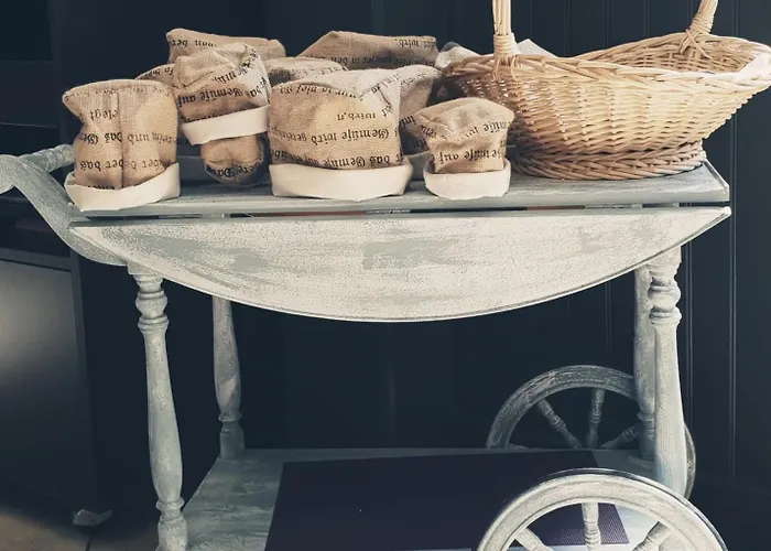 Сasa de vacaciones La Petite Maison Des Artistes *