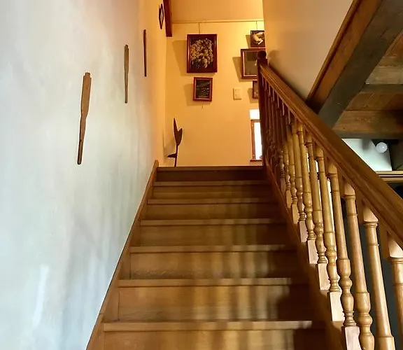 La Petite Maison Des Artistes Сasa de vacaciones Castelnau-Pégayrols