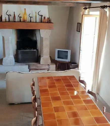 La Petite Maison Des Artistes