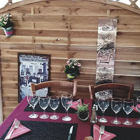 Ferienhaus La Petite Maison Des Artistes *