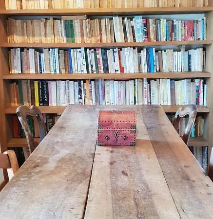 La Petite Maison Des Artistes Дом отдыха *