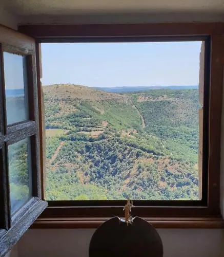 La Petite Maison Des Artistes