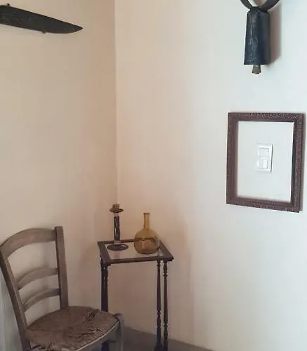 度假居 La Petite Maison Des Artistes *